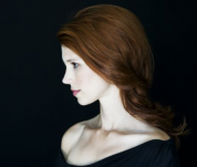 �������